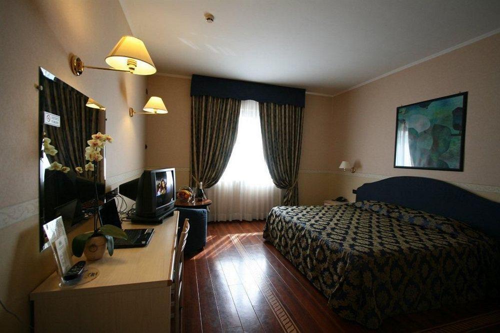 Ai Tigli 3* Langhirano