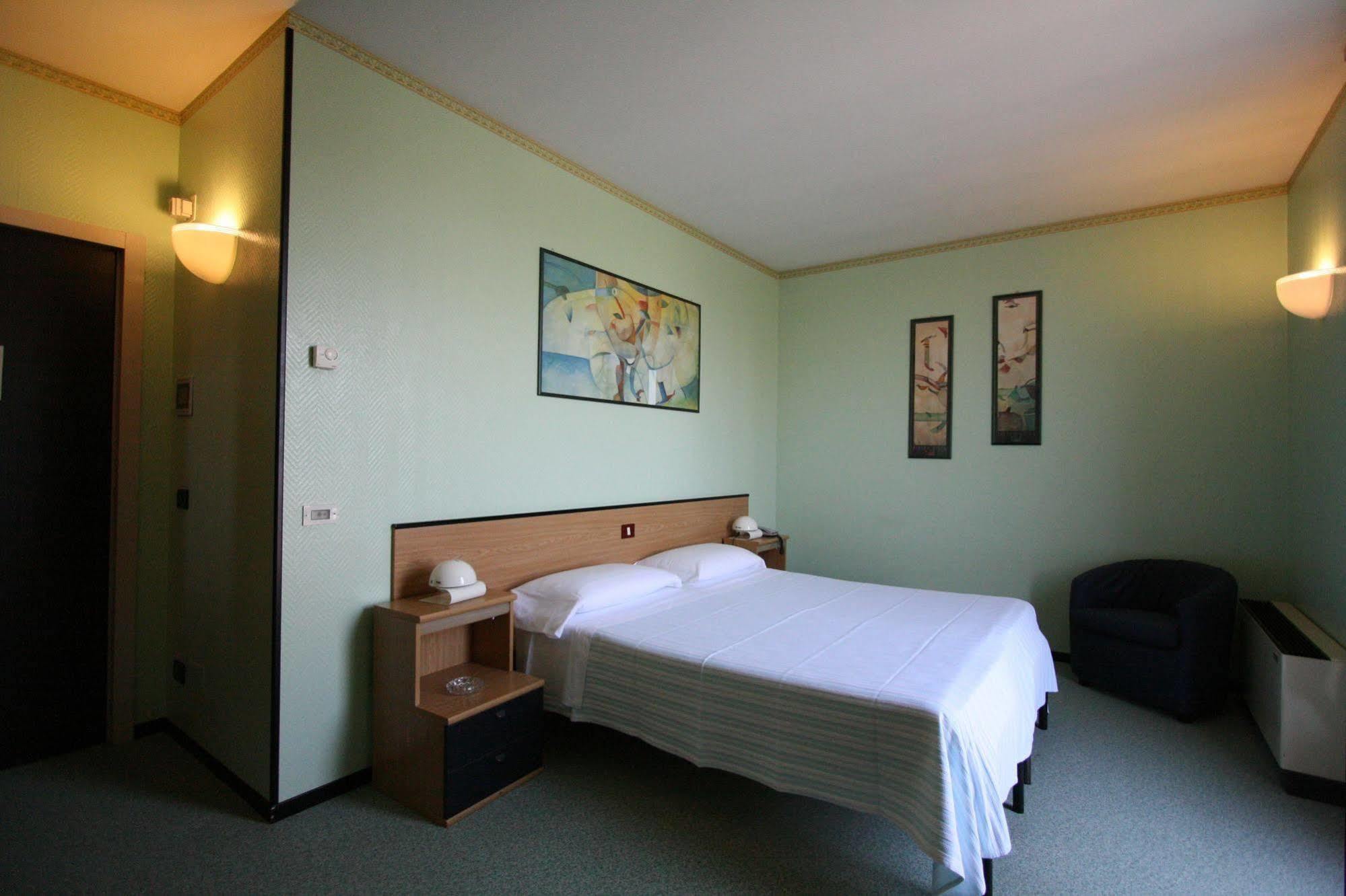 Hotel Ai Tigli Langhirano